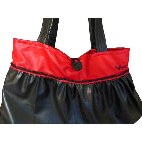 Black and Red faux leather  bag - Image 3