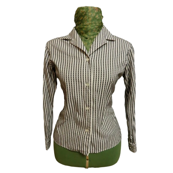 Vintage 50s/60s White and  Black woman  shirt , size S/M