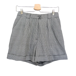 Vintage Black and White Woman shorts  size S/M