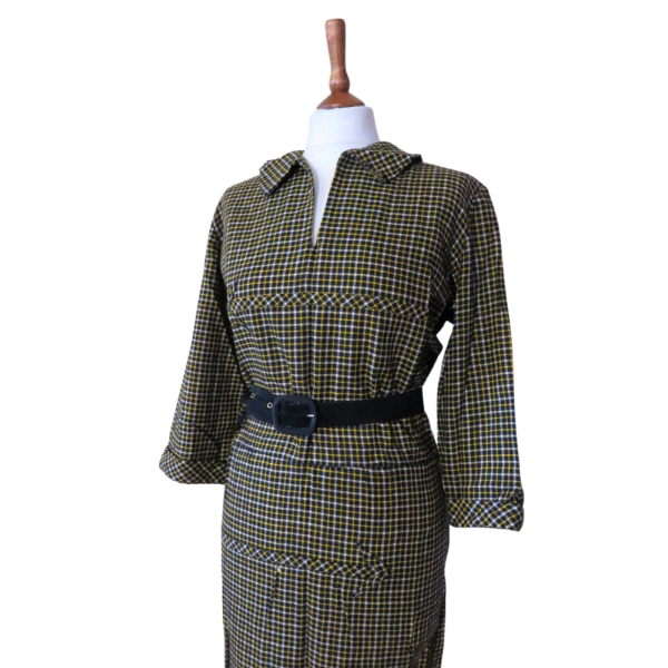 Vintage 40s 50s Black and yellow Wool dress  size L