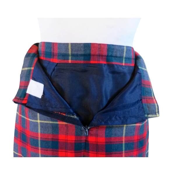 Red and green Tartan skirt size M - Image 5
