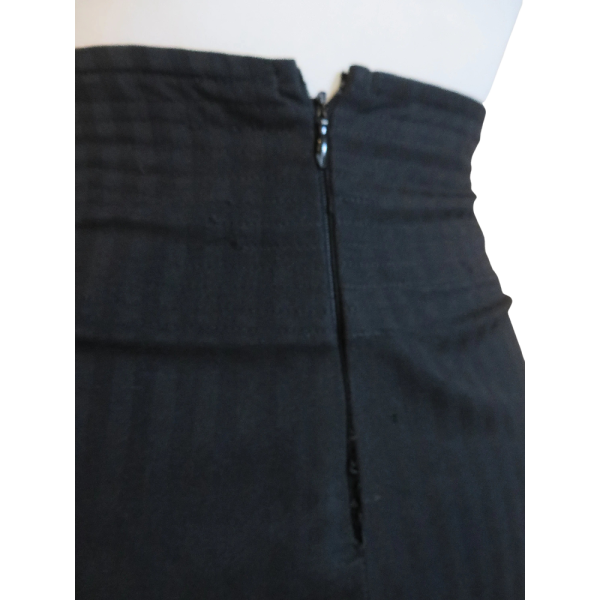 Vintage 80s/90s Black striped Woman Kookai skirt, size S/M - Image 6