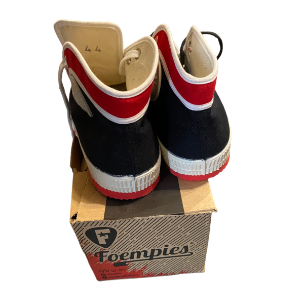 Classic Sneakers Black White and Red size 10 - Image 4